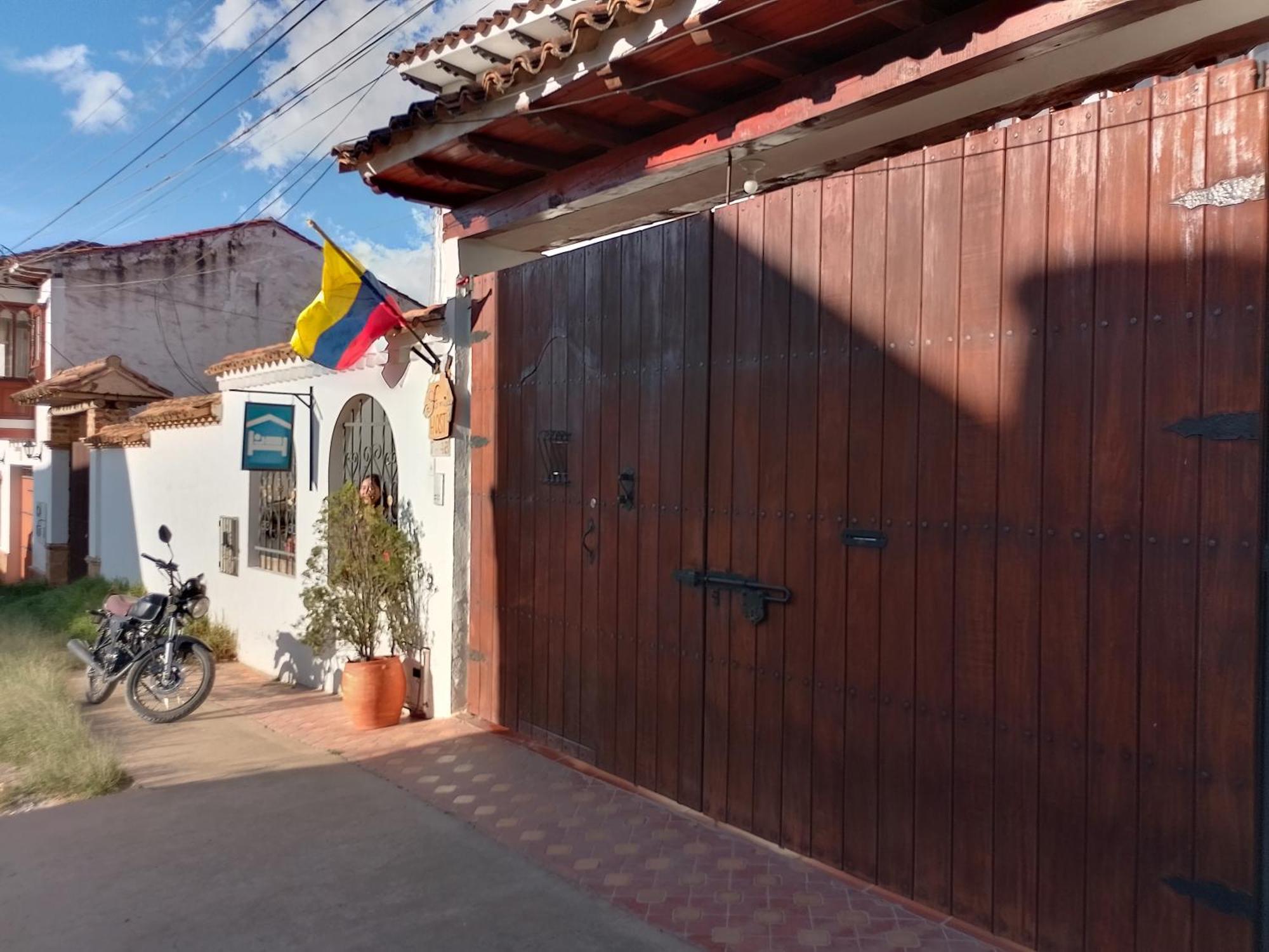 Family Host Hostel Villa de Leyva Exterior foto